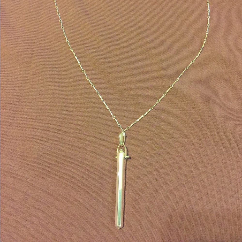 Stella &a Dot necklace